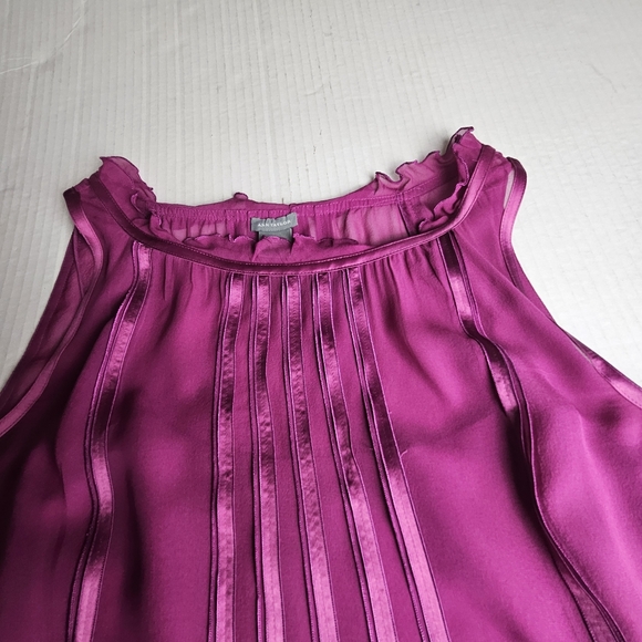 Ann Taylor Women Berry Feminine Silk Top Size 14 - Picture 2 of 12